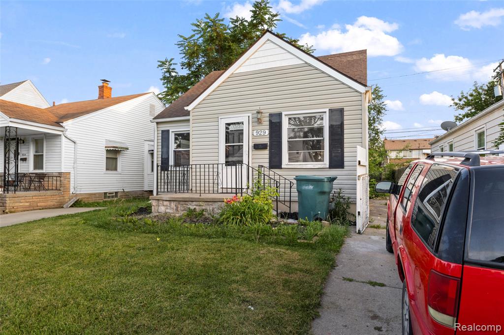 929 White Avenue, Lincoln Park, MI 48146 — Photo 5