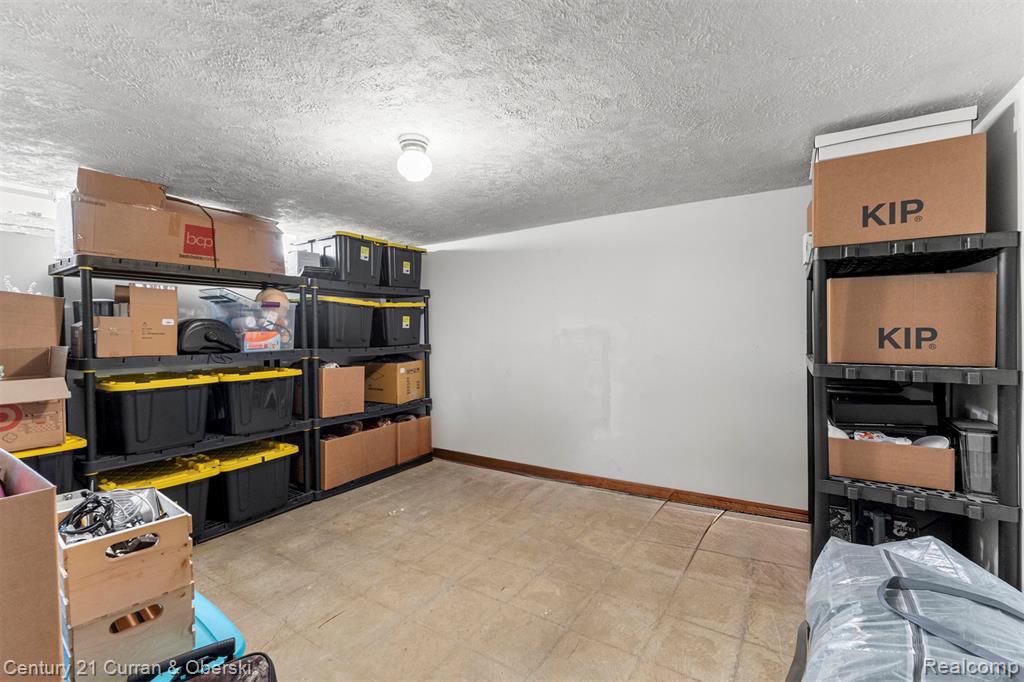 9939 Jackson Lane, Van Buren, MI 48111 — Photo 30