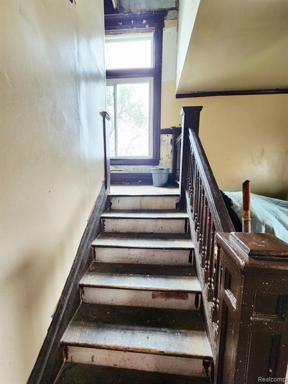 633 OWEN Street, Detroit, MI 48202 — Photo 6