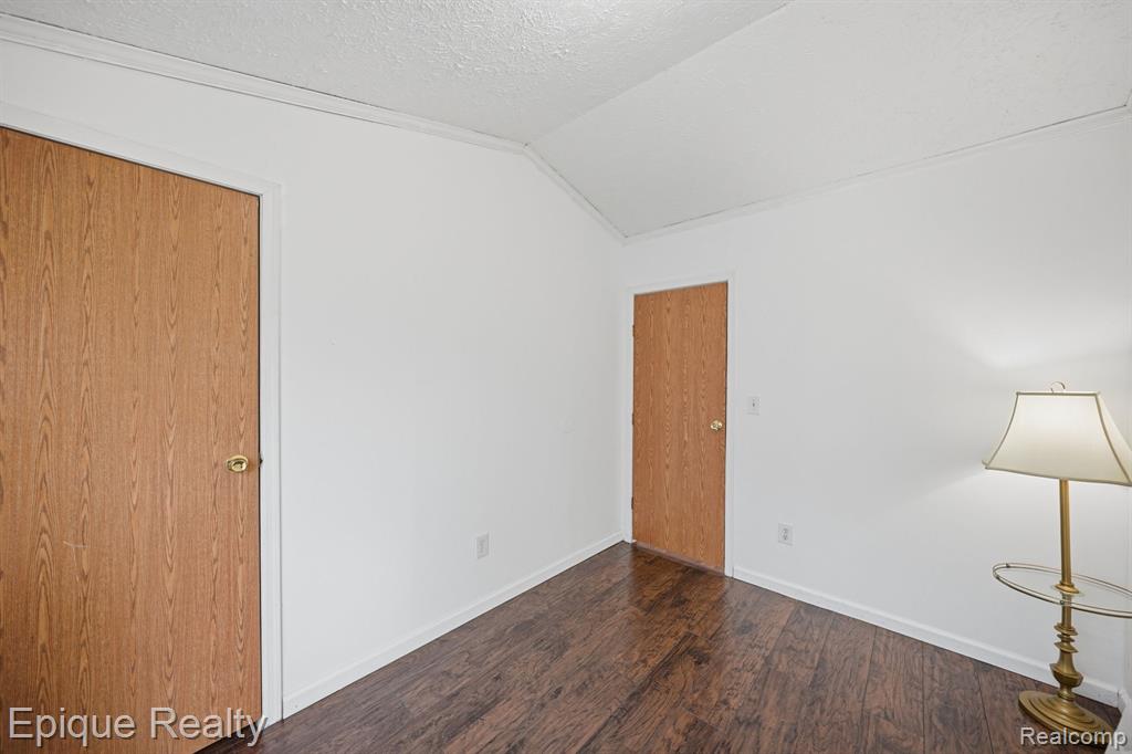 6255 Lake Drive, Augusta, MI 48197 — Photo 18
