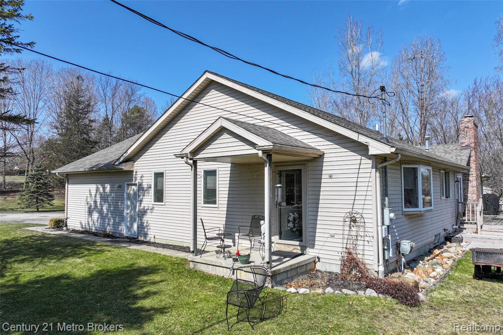 5464 N Seymour Road, Flushing, MI 48433 — Photo 46