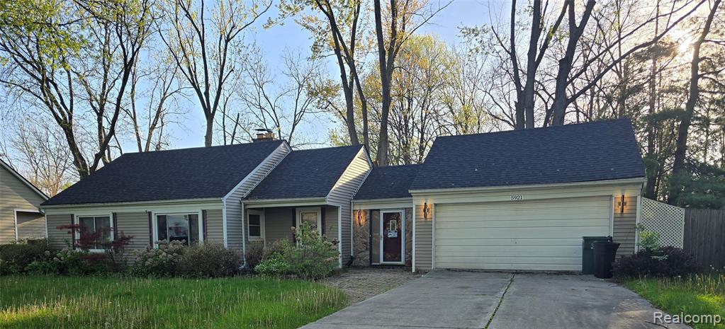 5921 Houghten Drive, Troy, MI 48098 — front exterior