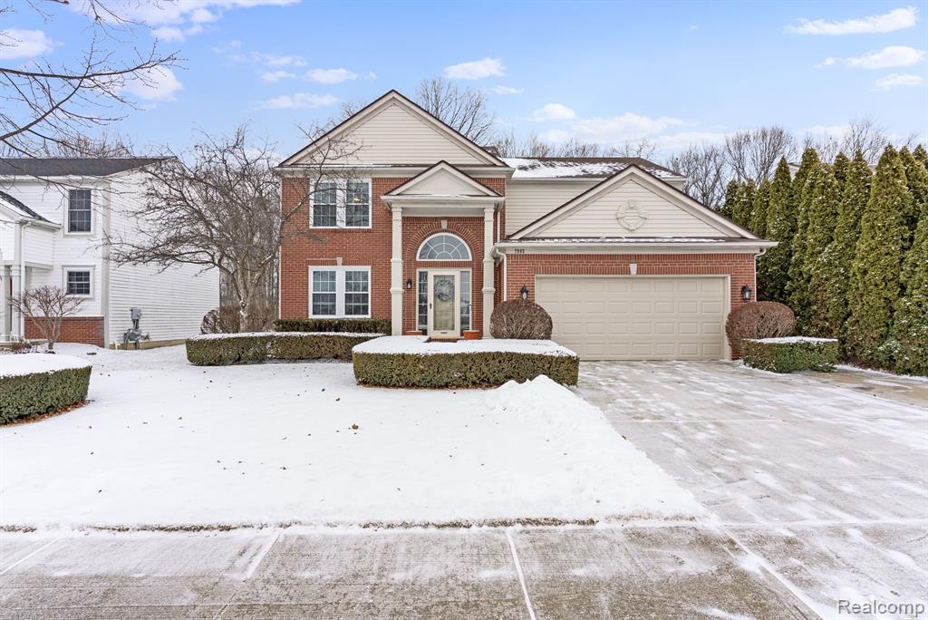 7983 SPRINGWATER Drive, Ypsilanti, MI 48197 — Photo 2