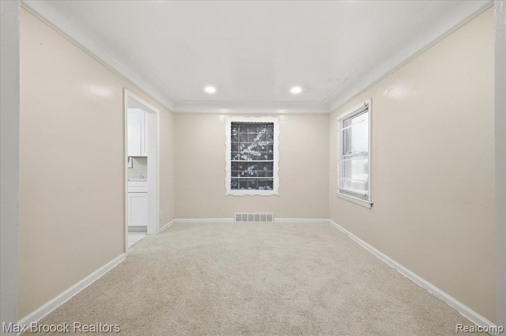 9722 Wayburn Street, Detroit, MI 48224 — Photo 6