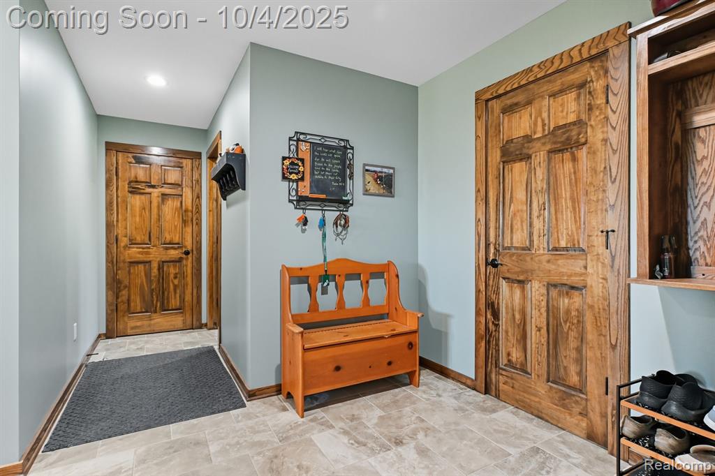12600 Hibner Road, Hartland, MI 48353 — Photo 4