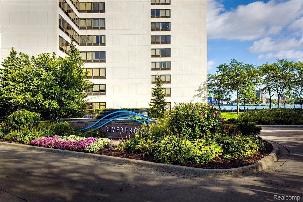 1001 W JEFFERSON Avenue, 300-25, Detroit, MI 48226 — Photo 2