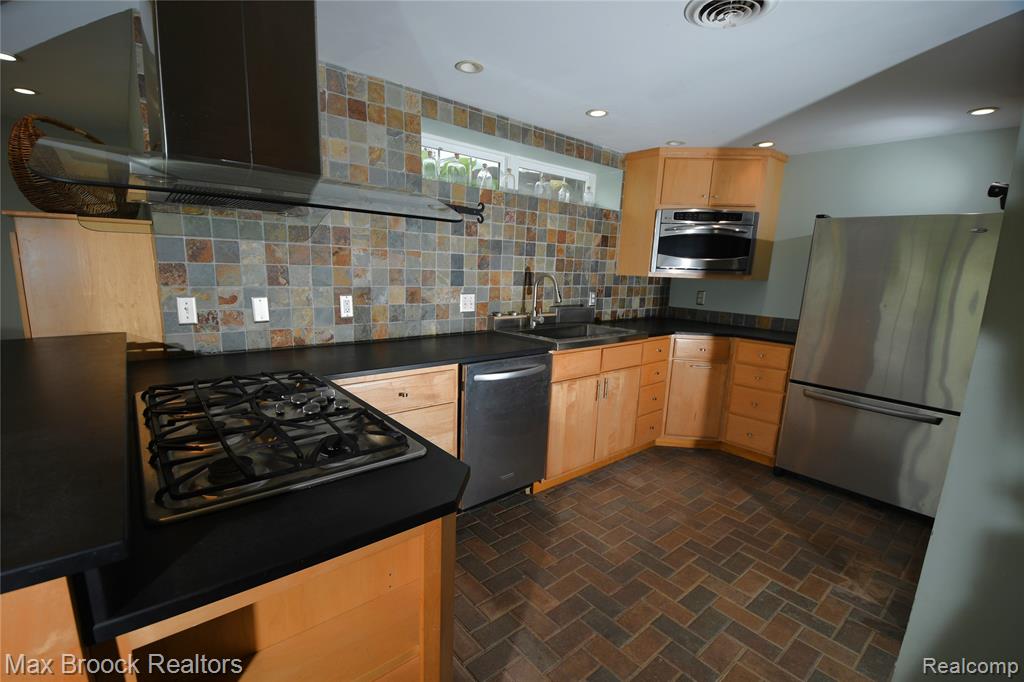 58282 SAVAGE Road, Vandalia, MI 49095 — Photo 30