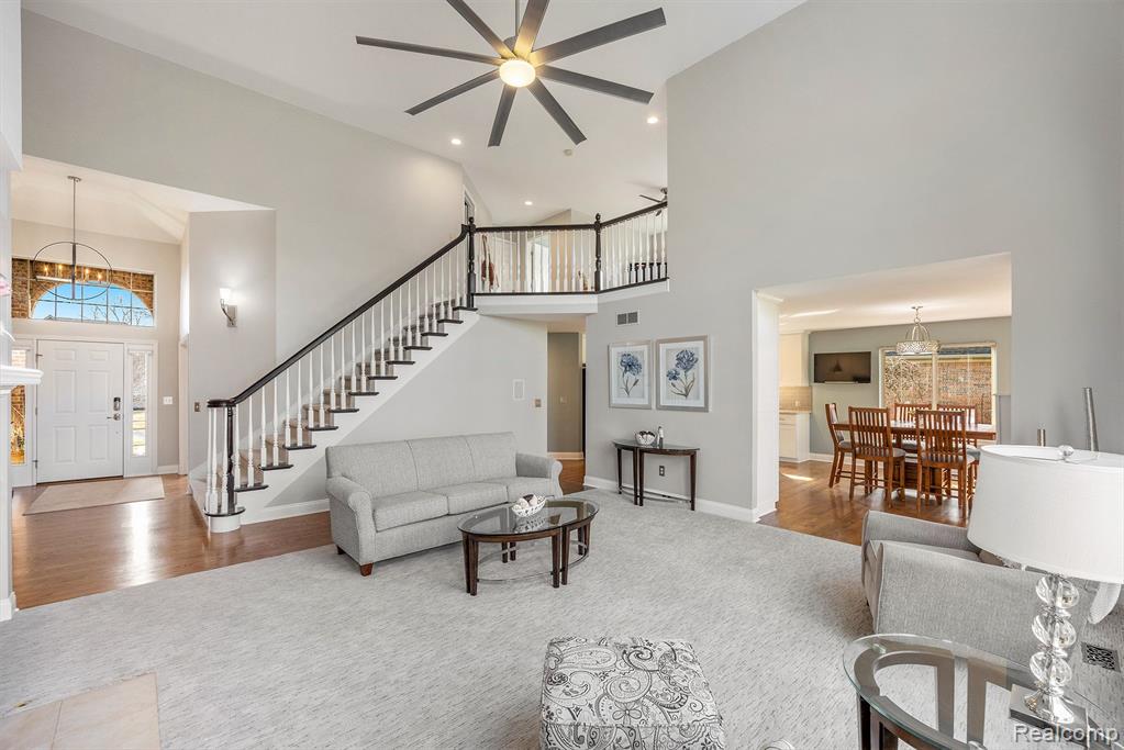 6634 SAINT ANDREWS Drive, Shelby Twp, MI 48316 — Photo 8
