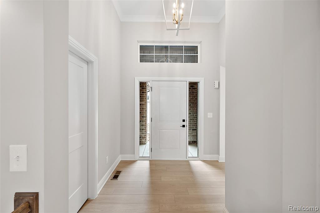 28324 Nadia Lane, New Baltimore, MI 48047 — Photo 12