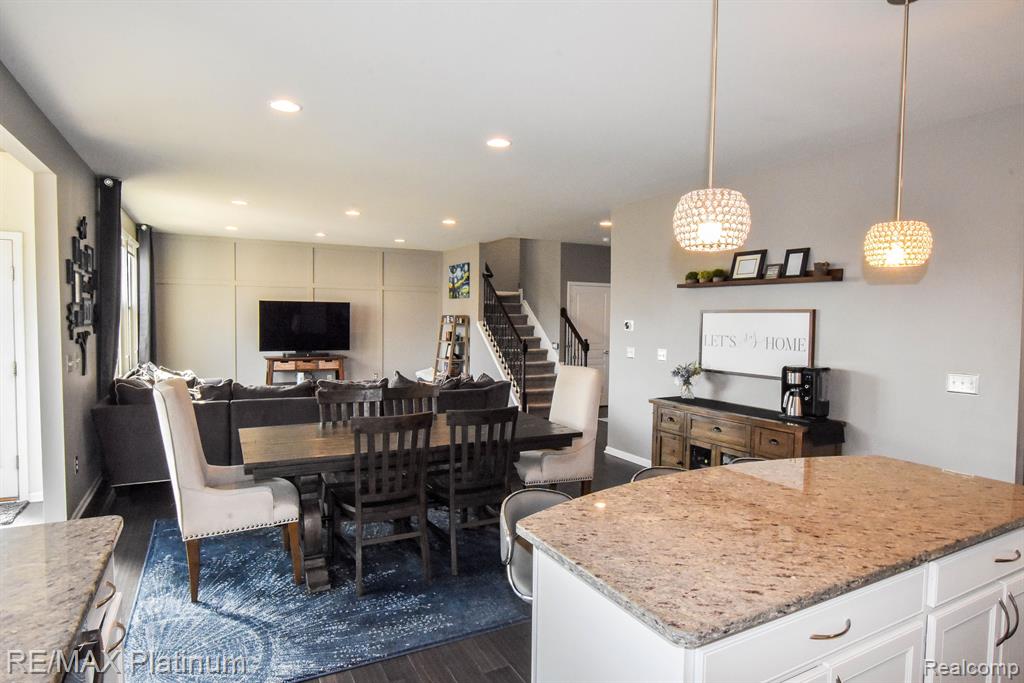29914 BRAEBURN, New Hudson, MI 48165 — Photo 24