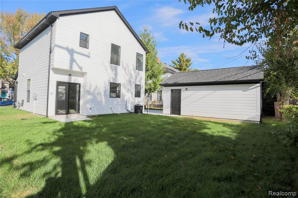 129 South Avenue, Mount Clemens, MI 48043 — Photo 4