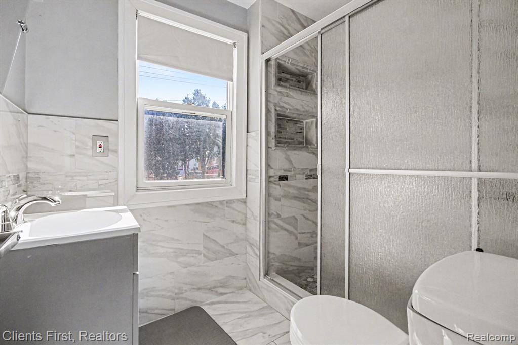 5210 Middlesex Street, Dearborn, MI 48126 — Photo 15