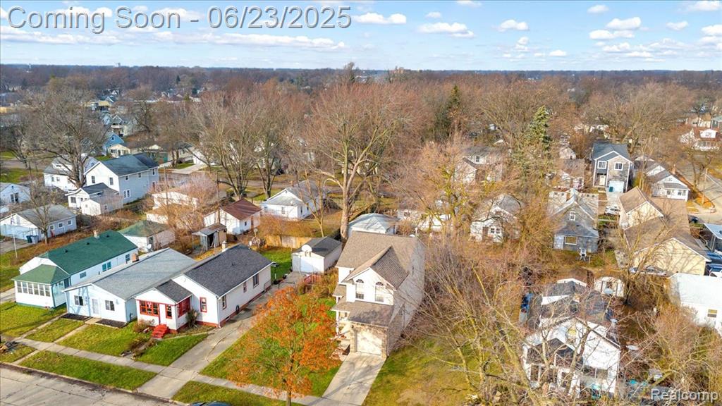 417 E BERNHARD Avenue, Hazel Park, MI 48030 — Photo 34
