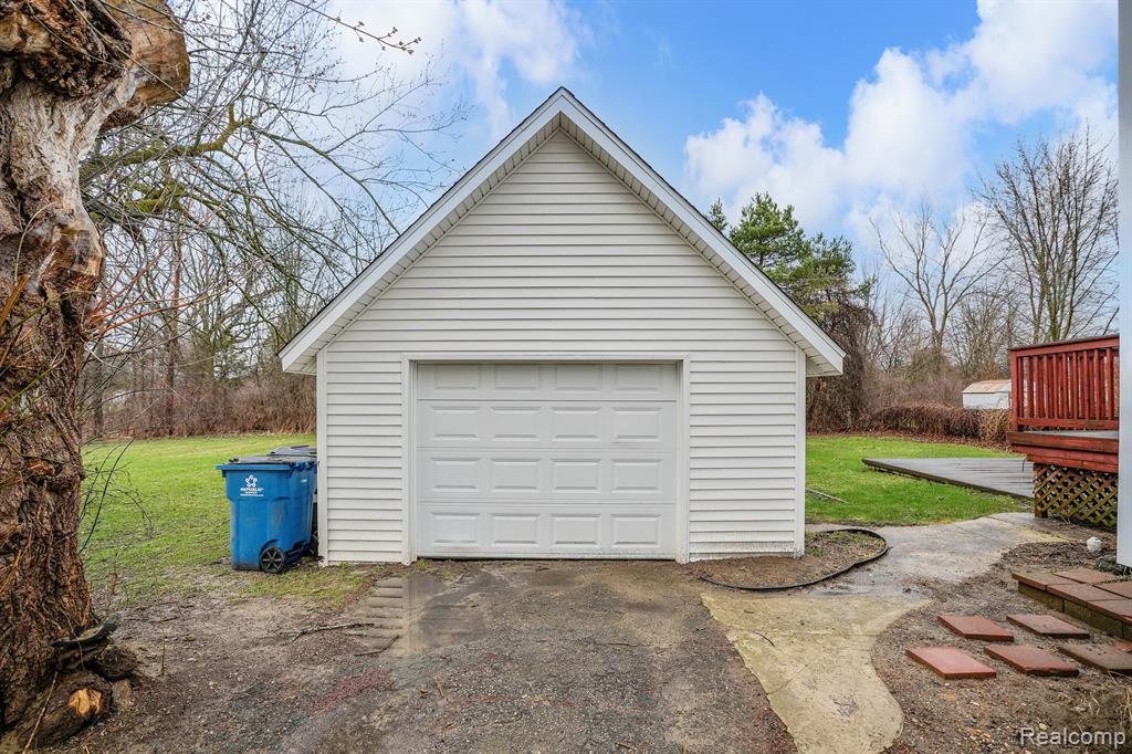 4116 GRAND BLANC Road, Swartz Creek, MI 48473 — Photo 6