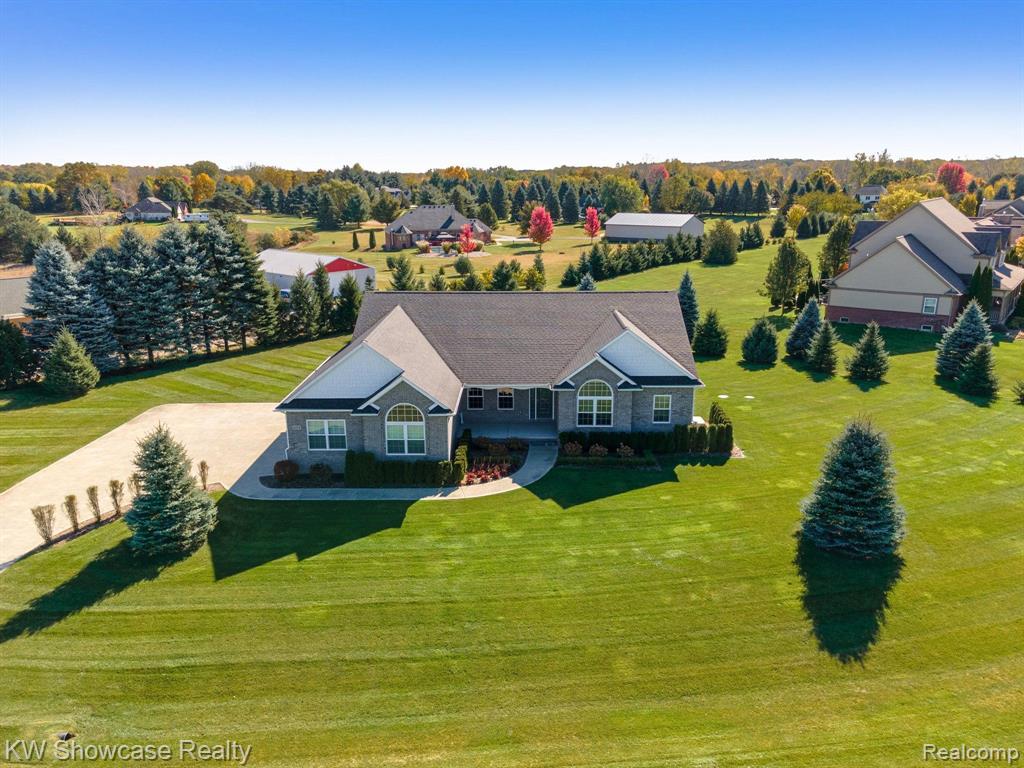 4276 TAGGETT LAKE Drive, Highland, MI — Photo 2
