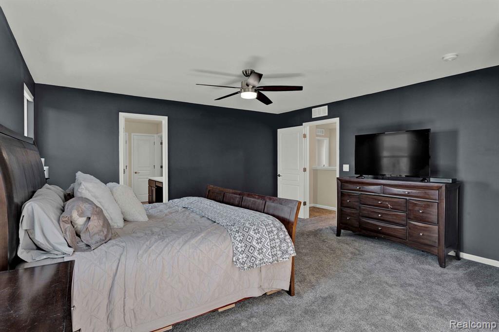 57757 Village Drive, New Hudson, MI 48165 — Photo 58
