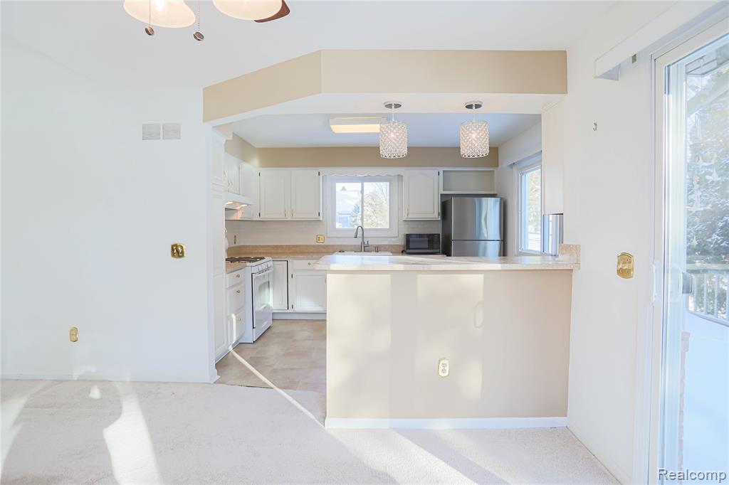 327 Mae Court, Romeo, MI 48065 — Photo 8