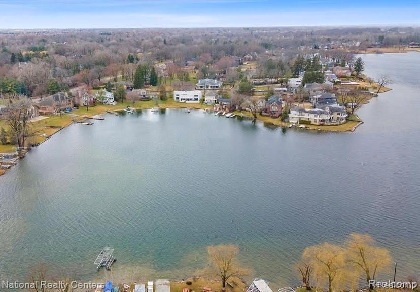 5621 Eastman Boulevard, West Bloomfield, MI 48323 — Photo 68