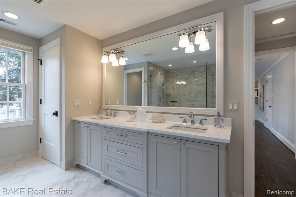 6333 Worlington Road, Bloomfield Hills, MI 48301 — Photo 45