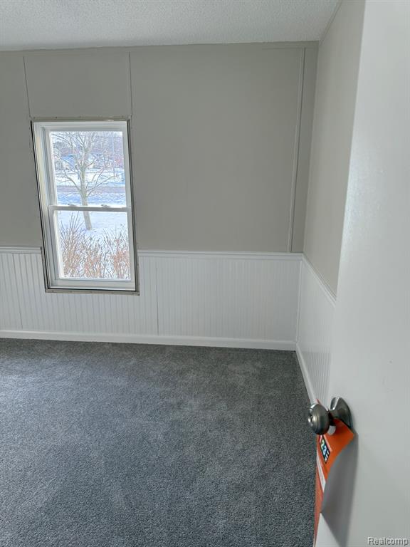 5249 Lapeer Road, Burton, MI 48509 — Photo 20