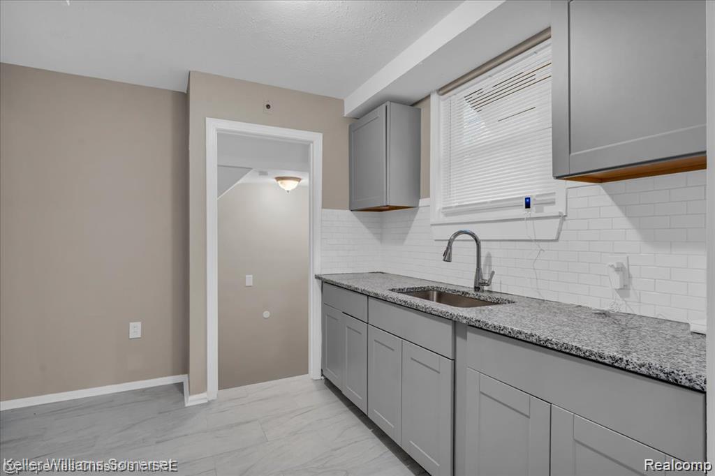 12660 Grandmont Avenue, Detroit, MI 48227 — Photo 6
