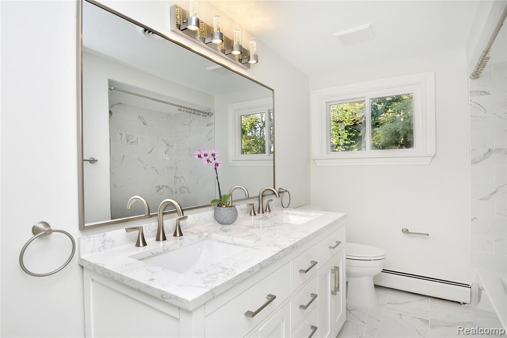 5547 Kingsmill Drive, Bloomfield Hills, MI — Photo 31