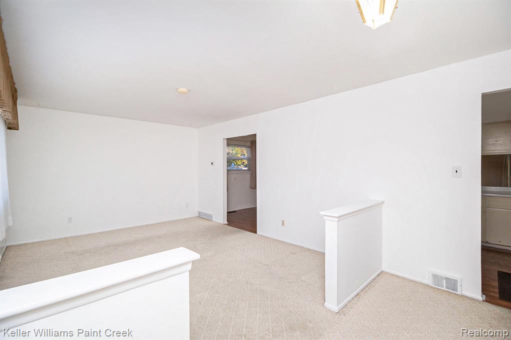 8125 Willesdon Square, Sterling Heights, MI 48312 — Photo 4