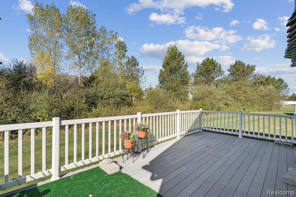 7075 Kings Way, Flushing, MI 48433 — Photo 42