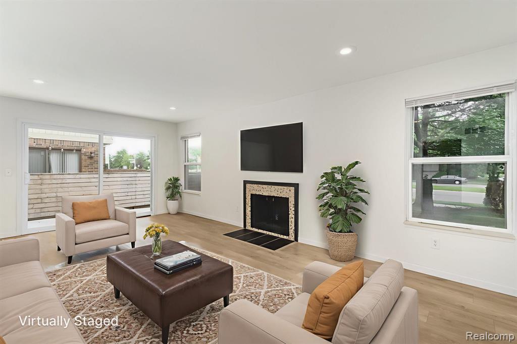 3104 Woods Circle, Detroit, MI 48207 — Photo 24