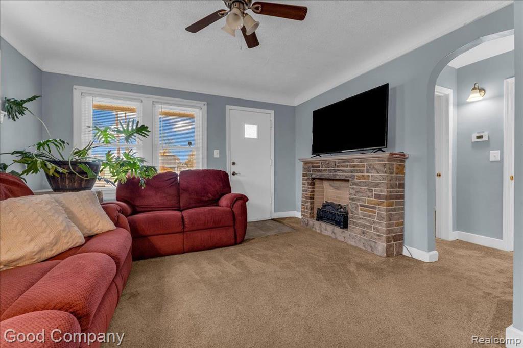 5830 HURON Street, Taylor, MI 48180 — Photo 5