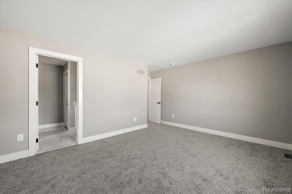 50622 TIMBERSTONE Drive, Macomb, MI 48042 — Photo 67