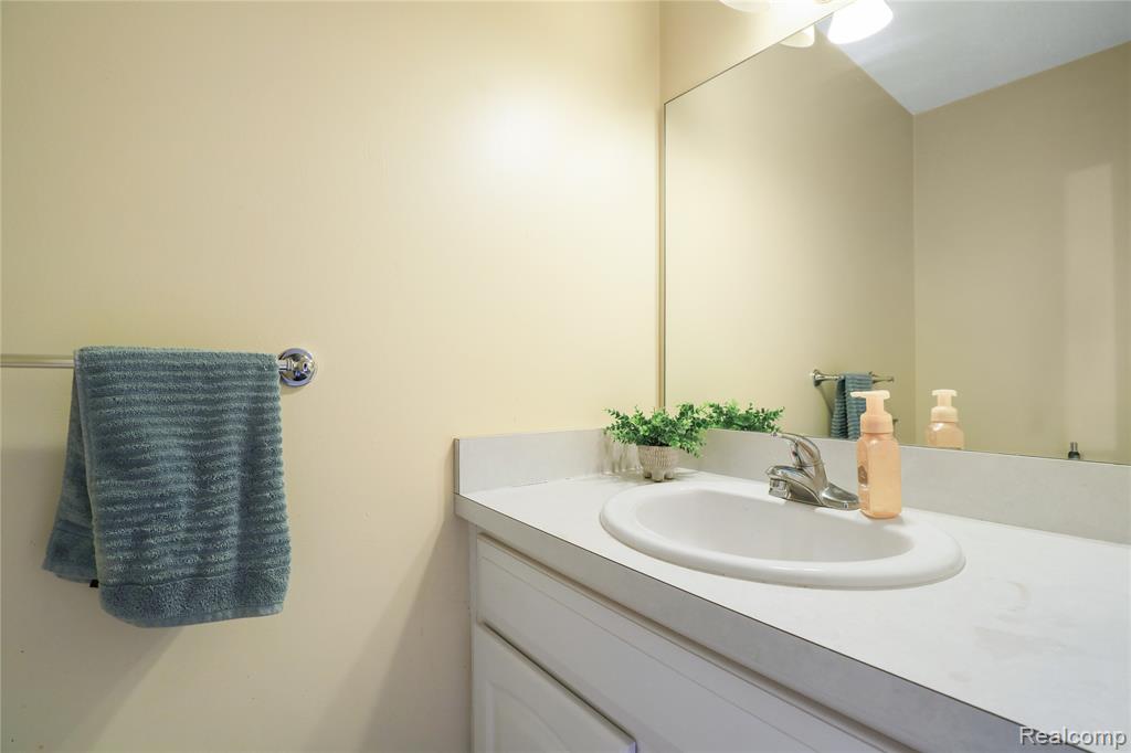 14408 McCaslin Lake Road, Linden, MI 48451 — Photo 33