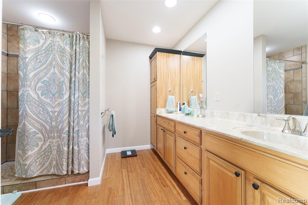5753 Gregory Road, Gregory, MI 48137 — Photo 15
