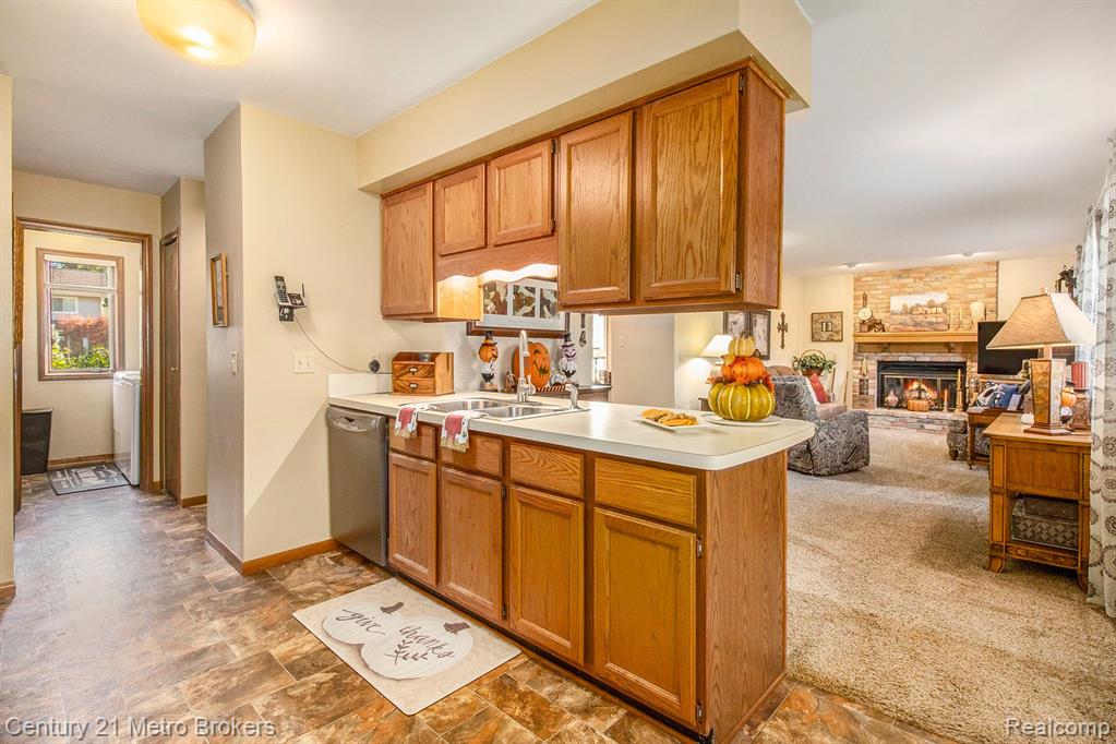 5376 OLDE SHAWBORO Road, Grand Blanc, MI 48439 — Photo 17
