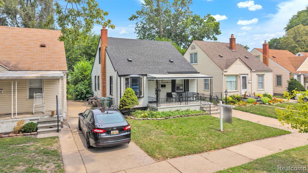 24840 New York Street, Dearborn, MI 48124