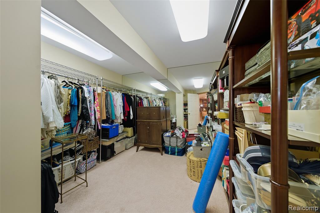 4088 Cranbrook Court, 34, Bloomfield Hills, MI 48301 — Photo 46