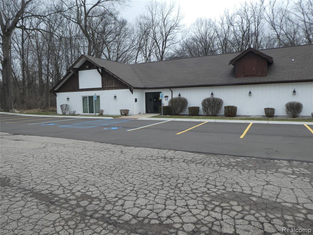 7482 Woodview Street, 4, Westland, MI — Photo 25