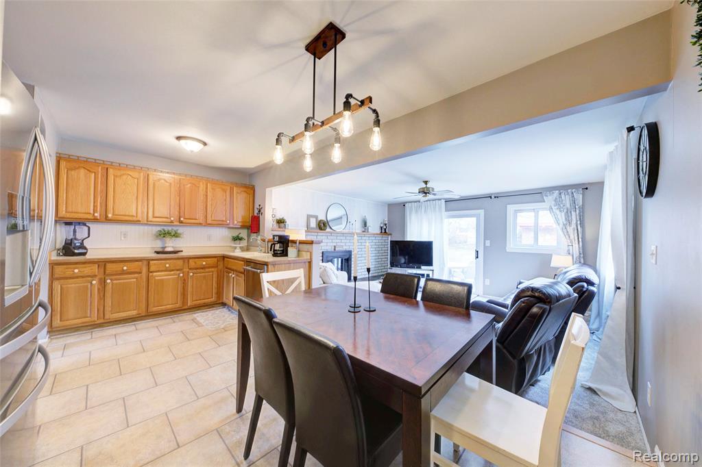 31906 Cambridge Street, Garden City, MI — Photo 11