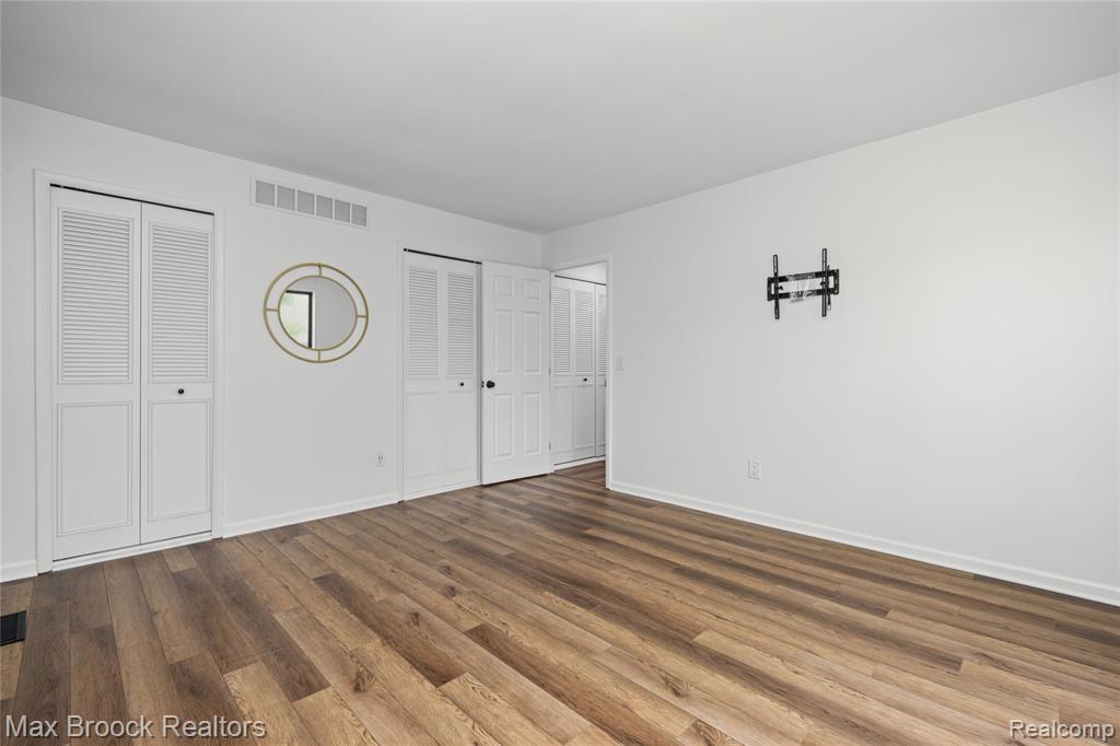 7432 Azalea Court, West Bloomfield, MI — Photo 20
