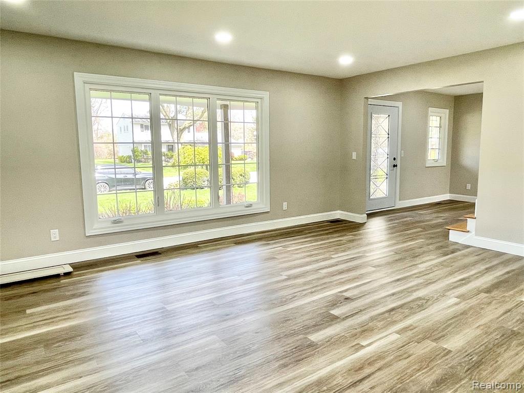 600 SEDGEFIELD Drive, Bloomfield Hills, MI 48304 — Photo 4