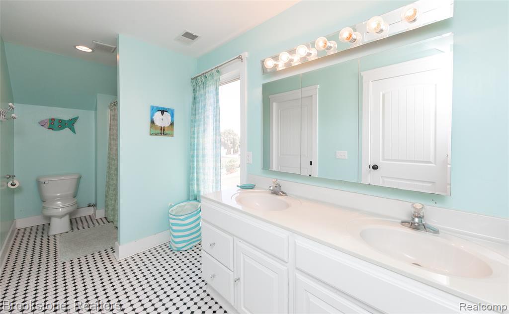 9317 Ridge Road, Goodrich Vlg, MI — Photo 41