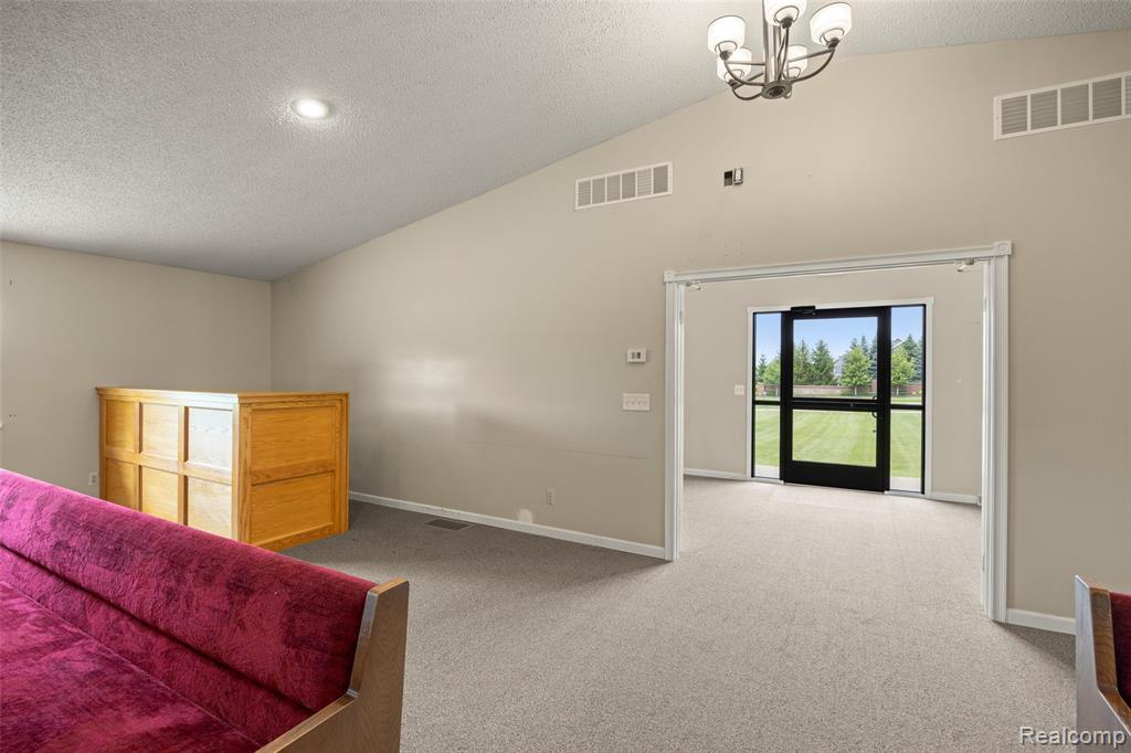 52909 10 Mile Road, South Lyon, MI 48178 — Photo 17