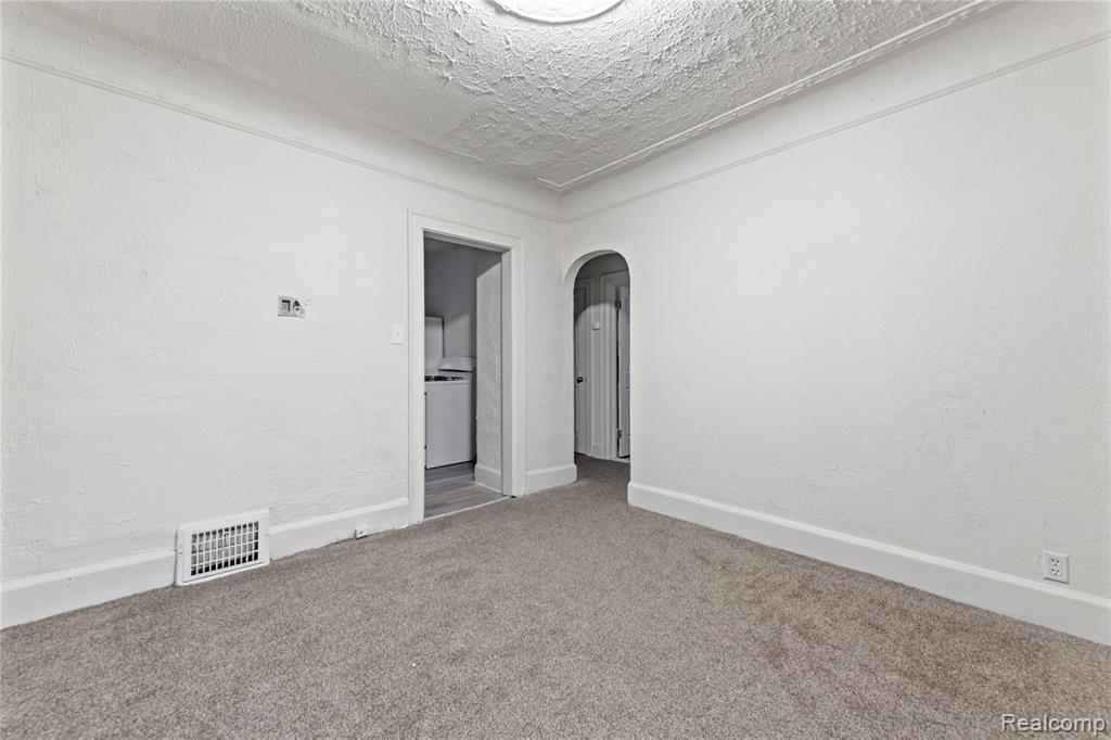 5569 Drexel Street, Detroit, MI 48213 — Photo 6