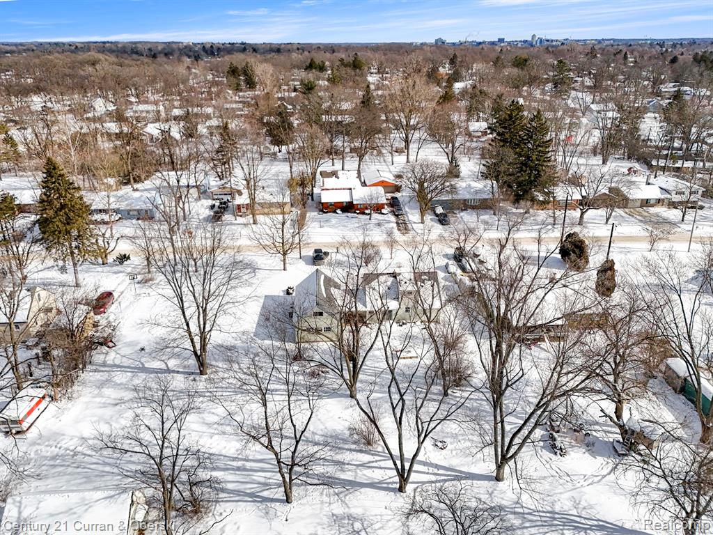 637 Ironwood Drive, Ann Arbor, MI 48103 — Photo 31