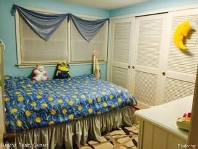 2460 Ogden Drive, West Bloomfield, MI 48323 — Photo 10