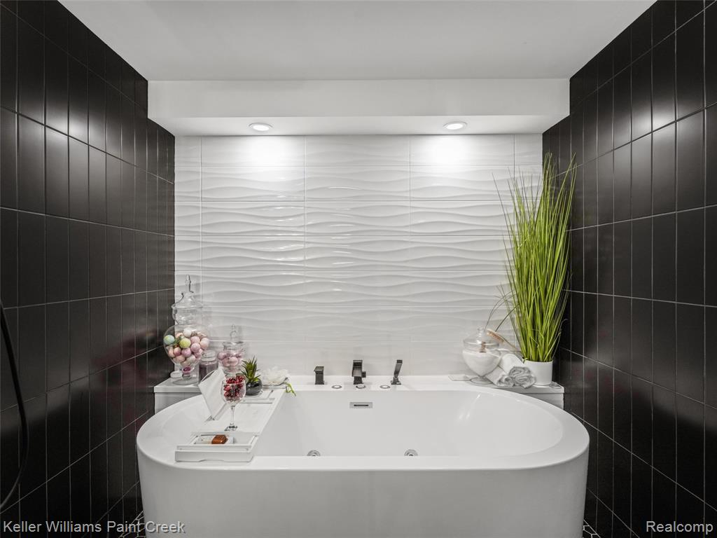 50311 Highpoint Court, Macomb, MI 48044 — Photo 38