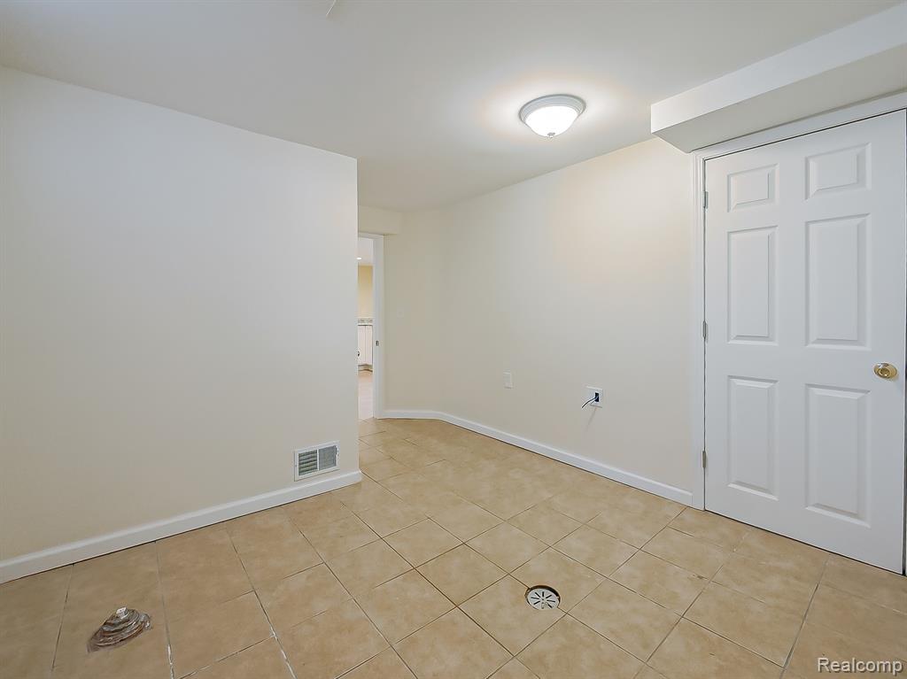 8701 Brookville Road, Plymouth, MI 48170 — Photo 27
