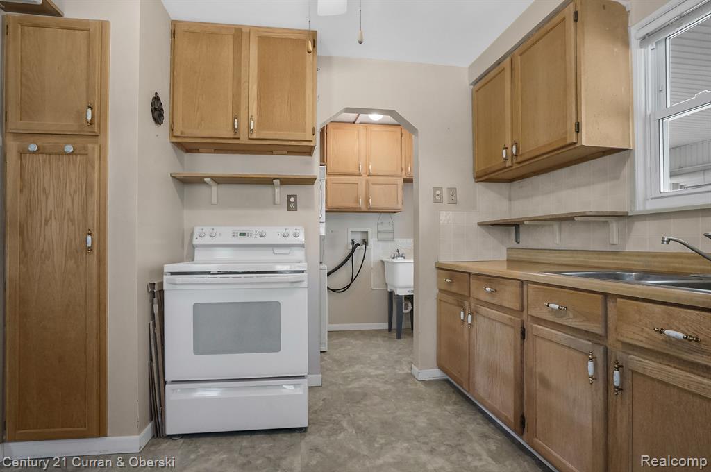 4291 ELLWOOD Avenue, Berkley, MI 48072 — Photo 11