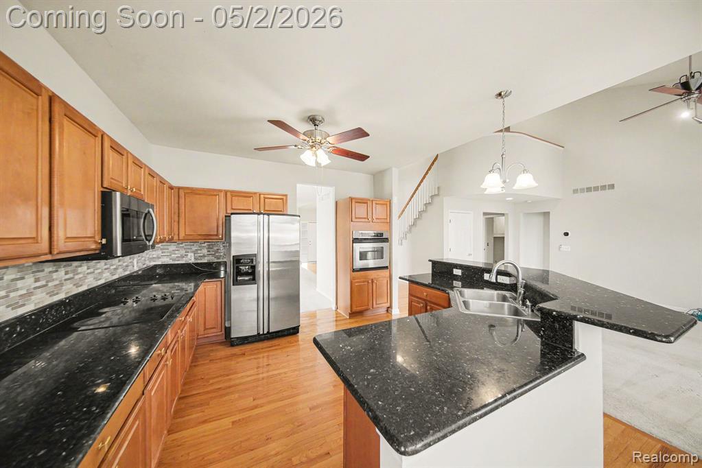 1660 Meadowside Drive, Ann Arbor, MI 48104 — Photo 13