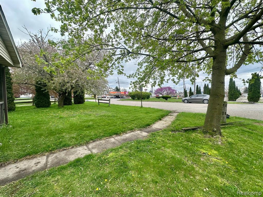 1 1ST Street, Yale, MI 48097 — Photo 37